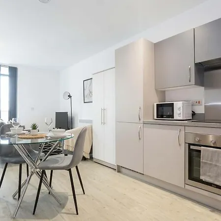 Modern With Balcony In * Manchester