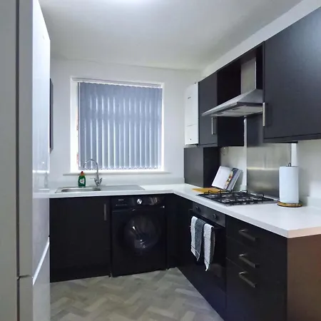 Spacious 4-bed House In Fallowfield Sleeps 8 Apartmán *