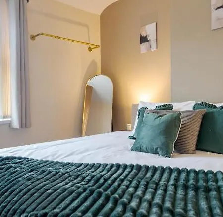 Prestwich Stay 3Br Sleeps 6 Free Parking * Manchester