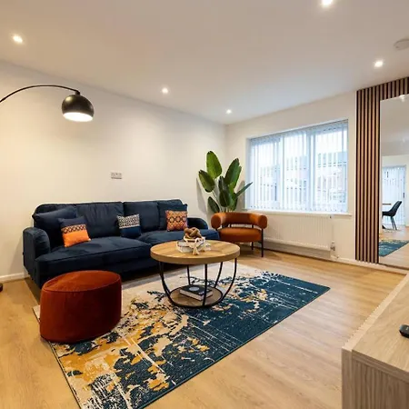 Apartmán Spacious 3br With Driveway | Manchester