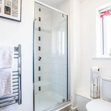 1-schlafzimmer-wohnung- 3 Gaeste Mit Parkplatz Und Wi-fi By Interhome Apartman *