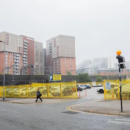 Luxury Greengage With A Terrace - Gym - Parking Manchester