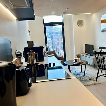 Apartmán Cute 1 Bed Duplex With Balcony Manchester