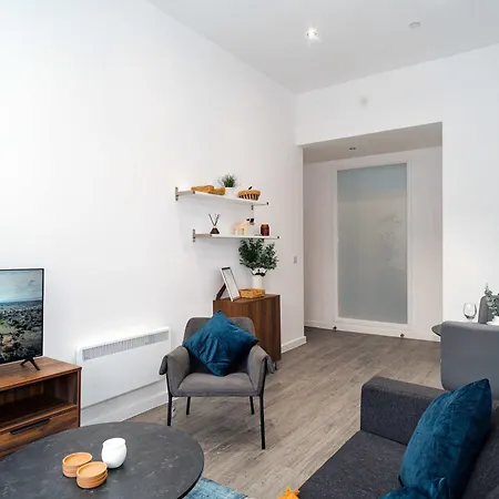 شقة Spacious & Modern 1bed Nr Etihad Stadium مانشستر