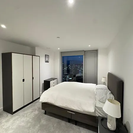 2 Bed Centre مانشستر