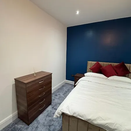 Apartamento Mayford Road Full House Manchester