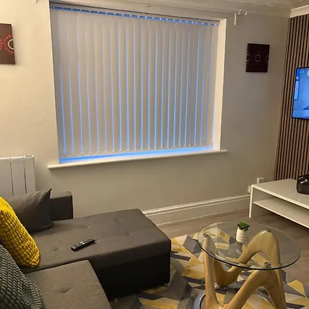 Cosy & Exclusive 1bd Crumpsall Flat, Sleeps 4