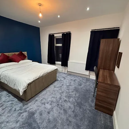Mayford Road Full House Apartamento *