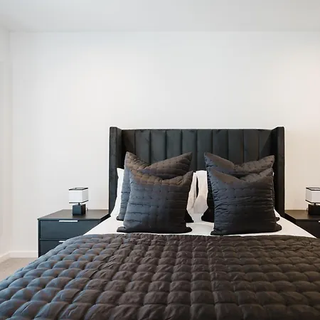 1 Bed Centre - Near Ao Arena, Victoria Train Station, Of Salford - Free 1hr Early Check-in شقة