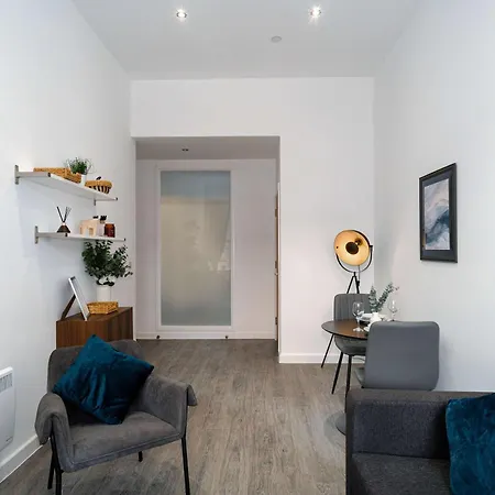 Spacious & Modern 1bed Nr Etihad Stadium Manchester