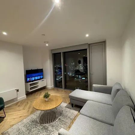 2 Bed Centre