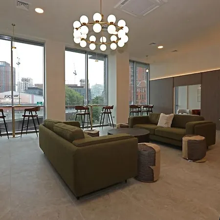 Luxury Greengage With A Terrace - Gym - Parking شقة مانشستر