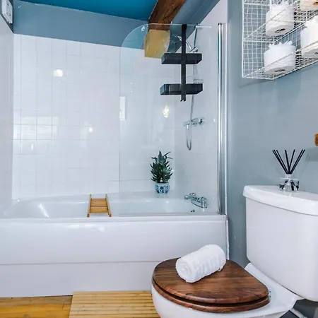 شقة Stylish 1bdr Duplex Loft Piccadilly مانشستر