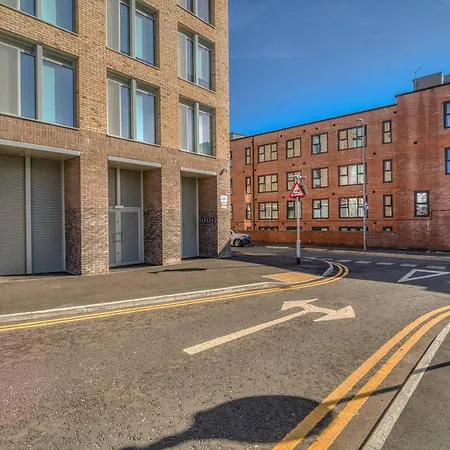 View - Free Parking - Near Salford Royal * مانشستر