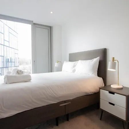شقة Sleek Modern In The Heart Of Salford مانشستر
