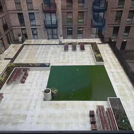 شقة Berkeley Square By Staysavvy *