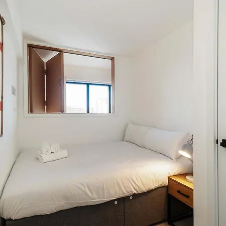 Stunning 2 Bed W Views Διαμέρισμα
