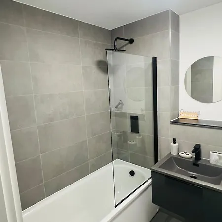 Luxury 1 Bedroom Apartment, Salford, Apartmán