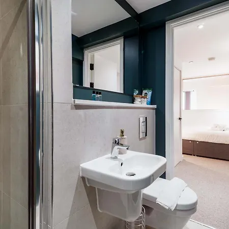 Stunning 2 Bed W Views *