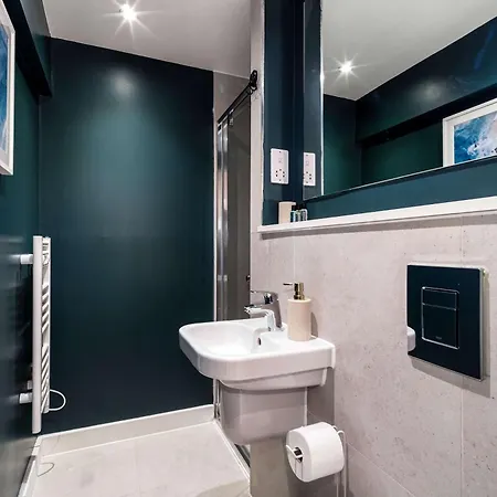 Διαμέρισμα Stunning 2 Bed W Views