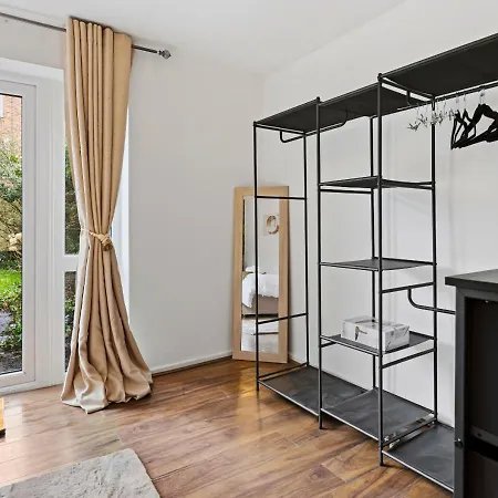 Appartement Modern 4 Bedroom House For 9 Guests With Free Parking By The Cosy Corner Nationwide Manchester