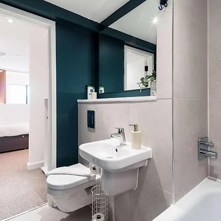 Stunning 2 Bed W Views * Manchester