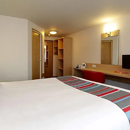 Travelodge Birch M62 Eastbound فندق مانشستر
