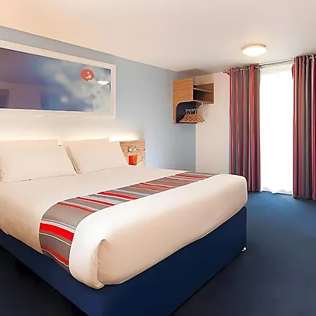 Travelodge Arena Hotel