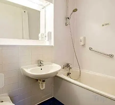 Travelodge Sportcity Манчестер
