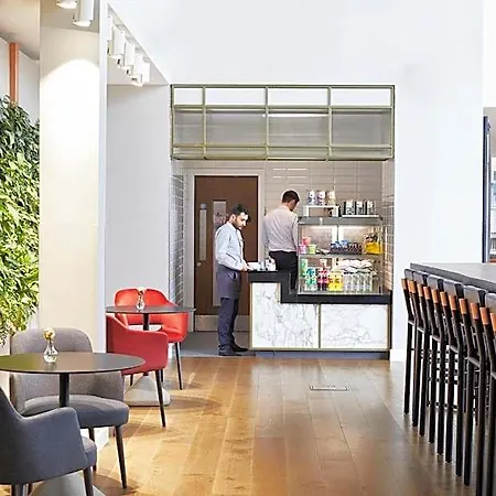 Hyatt Regency מלון
