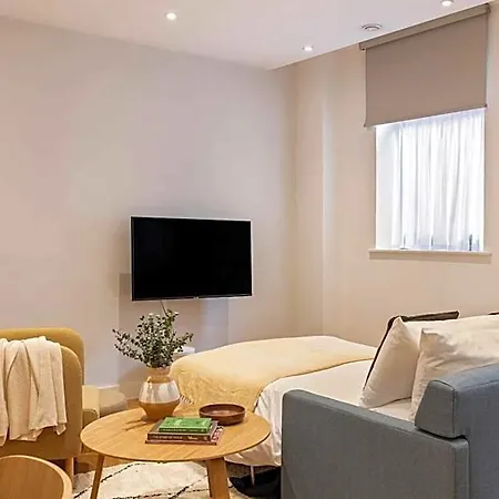 Hotel Cove Minshull Street