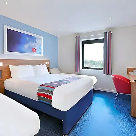 Travelodge Ancoats מלון 3*