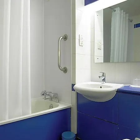 מלון Travelodge Ancoats