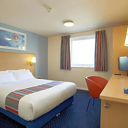 Travelodge Ancoats מלון