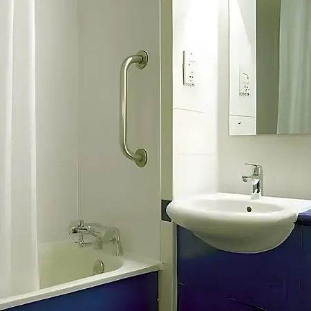 מלון Travelodge Ancoats מנצ'סטר