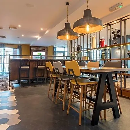 - Park, An Ihg 4* Manchester