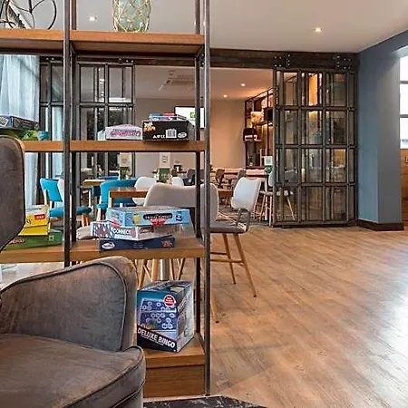 - Park, An Ihg 4* Manchester
