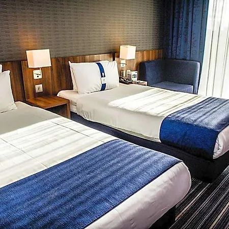 Express Centre By Ihg 3*