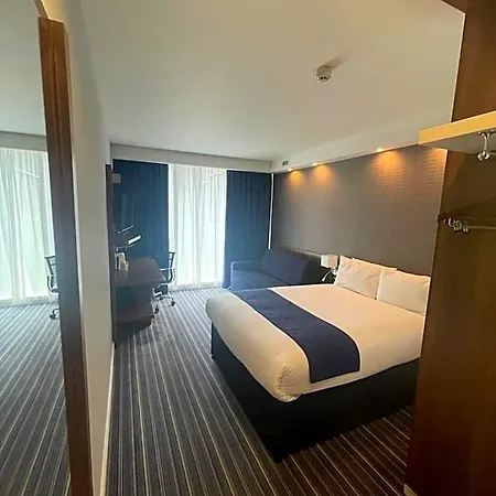 Express Centre By Ihg Manchester