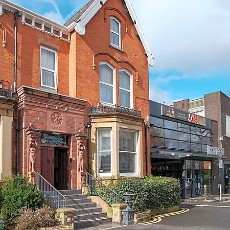 Hotel South