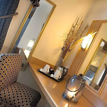 South 3* マンチェスター