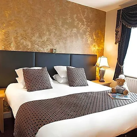 Hotel South 3*