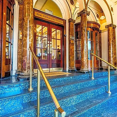 Hotel Britannia Centre 3*