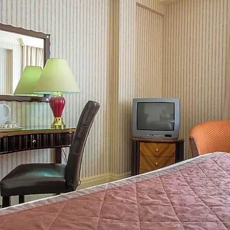 Hotel Britannia & 3*