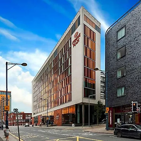 Crowne Plaza Centre By Ihg 4*