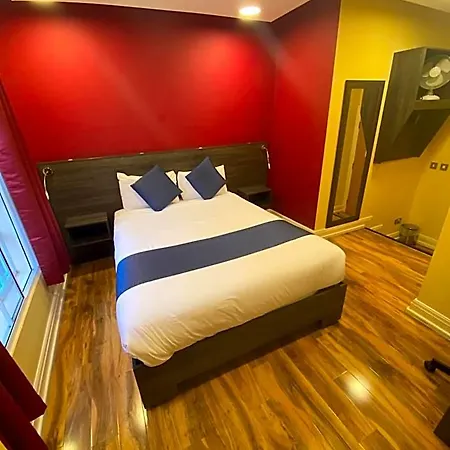 Ville Hotel