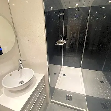 Ville Hotel 3* Manchester
