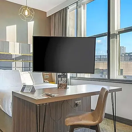 Roomzzz Victoria Apartmanhotel 4*