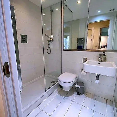 Free Private Parking- 2 Bedrm Flat 4* Manchester