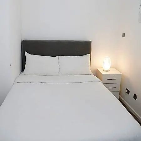 Pine Hotel Manchester